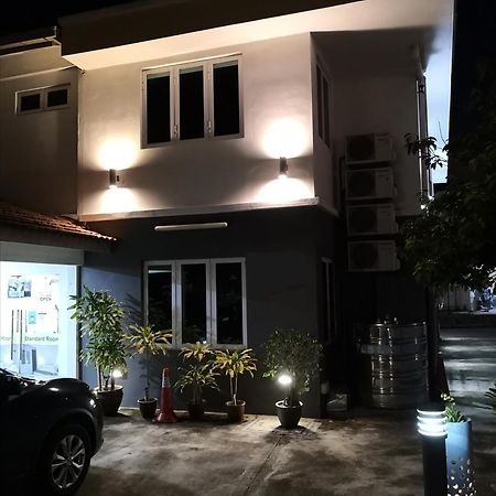 Summer Green Lodge Kuantan Buitenkant foto
